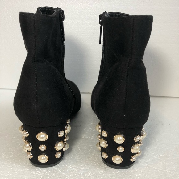 🛑SOLD🛑DbDk Fashion Suede Ankle Booties pearl - Picture 3 of 8